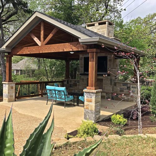 Revamp your outdoor space** with graceful pergolas, snug patio covers, and ambient lighting in Double Oak 75077